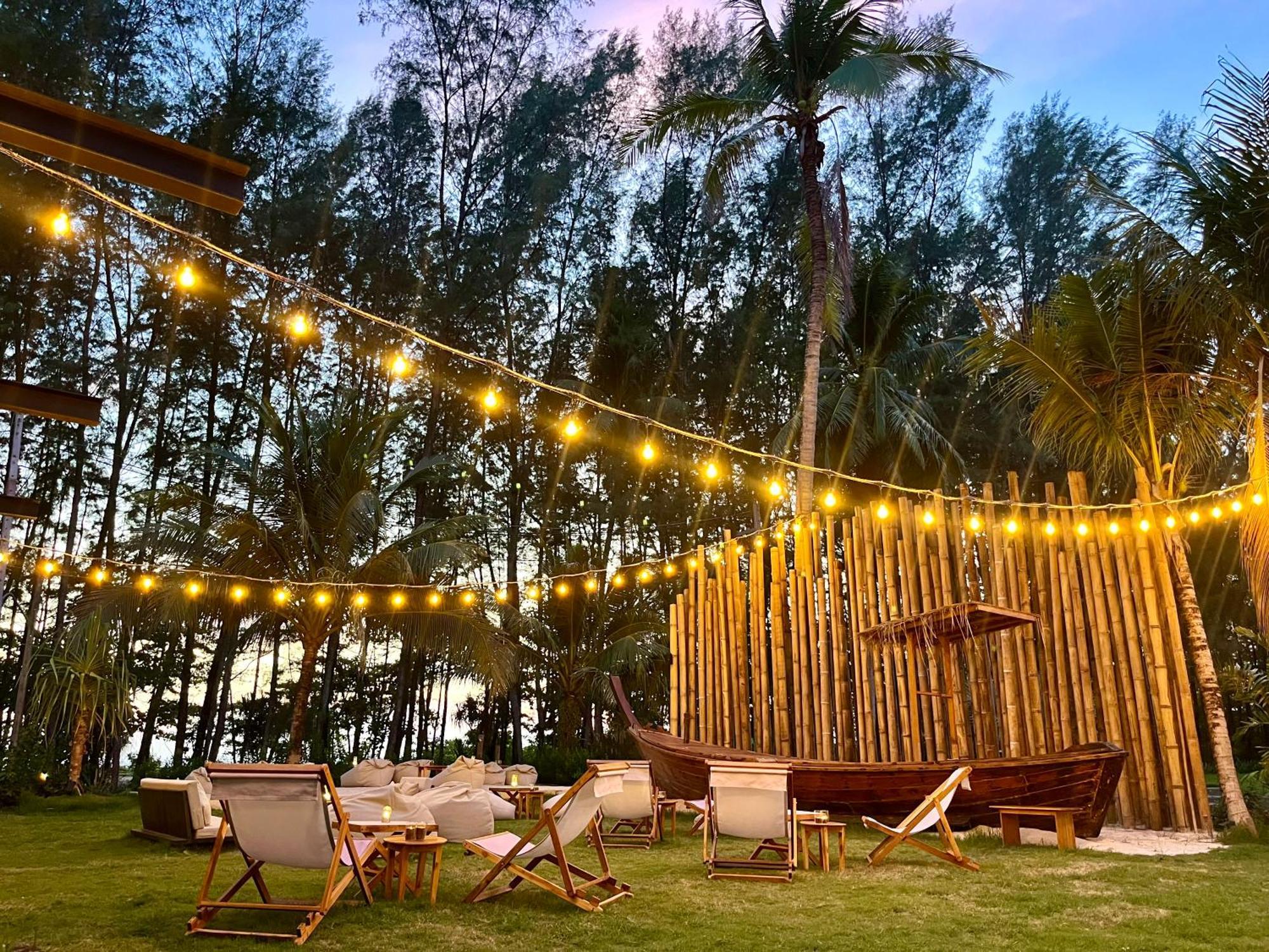 ホテル Cape Pakarang Wow Wild Wellness Escapes カオラック エクステリア 写真