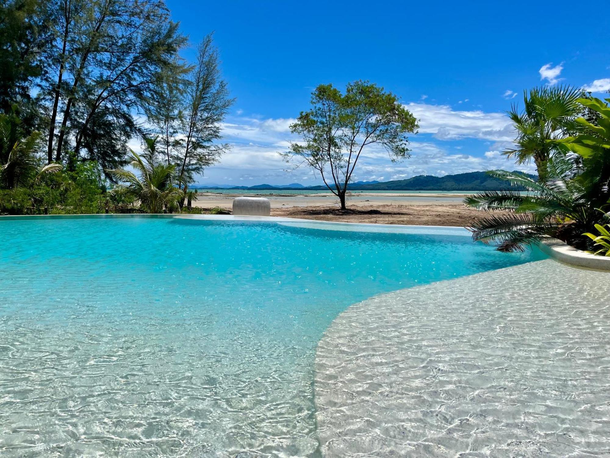 ホテル Cape Pakarang Wow Wild Wellness Escapes カオラック エクステリア 写真